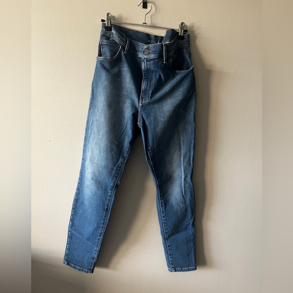 Women’s Mott & Bow high-rise skinny jeans, size 29